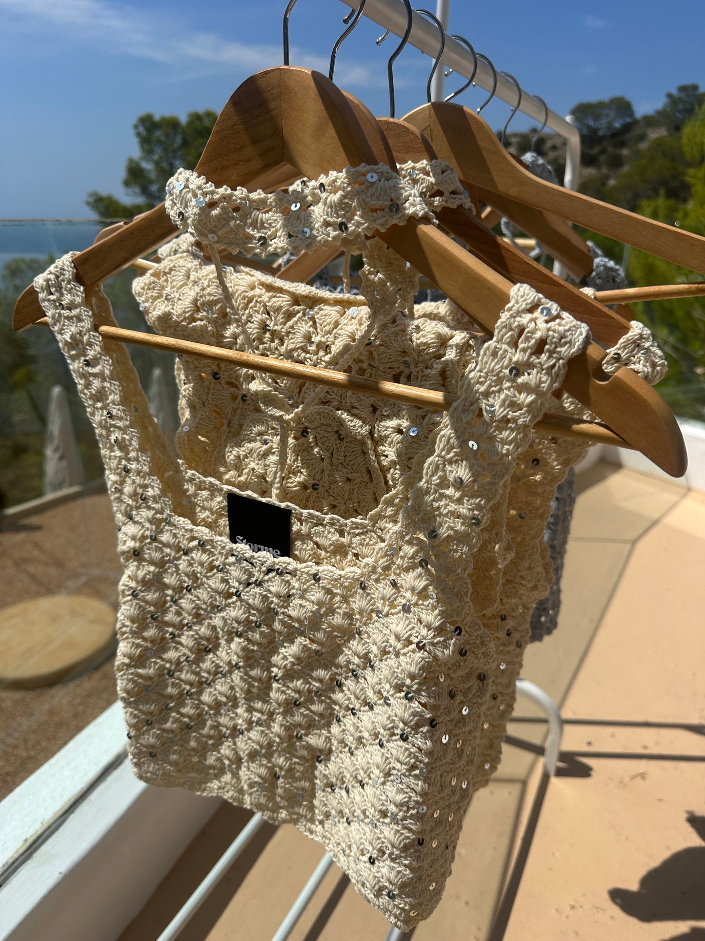 Calla Bassa top in Sand